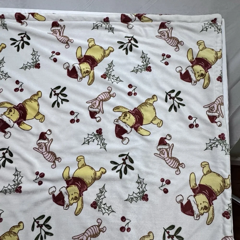 Disney Baby Winnie the Pooh & Piglet Reversible Sherpa Blanket Christmas